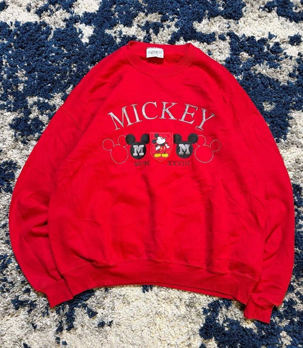Genus Disney Mickey Mouse Sweatshirt XL Red Vintage Embroidered Crewneck